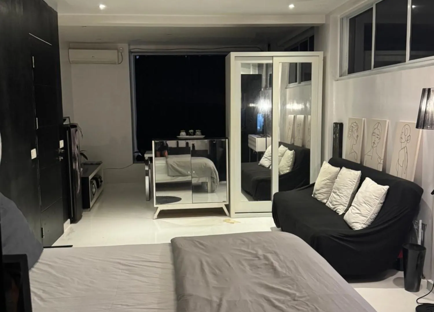 Minimalist Apartment Long Term Seminyak