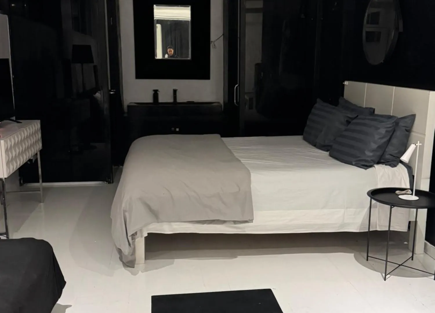 Minimalist Apartment Long Term Seminyak  0*, Seminyak (Bali) Indonesia